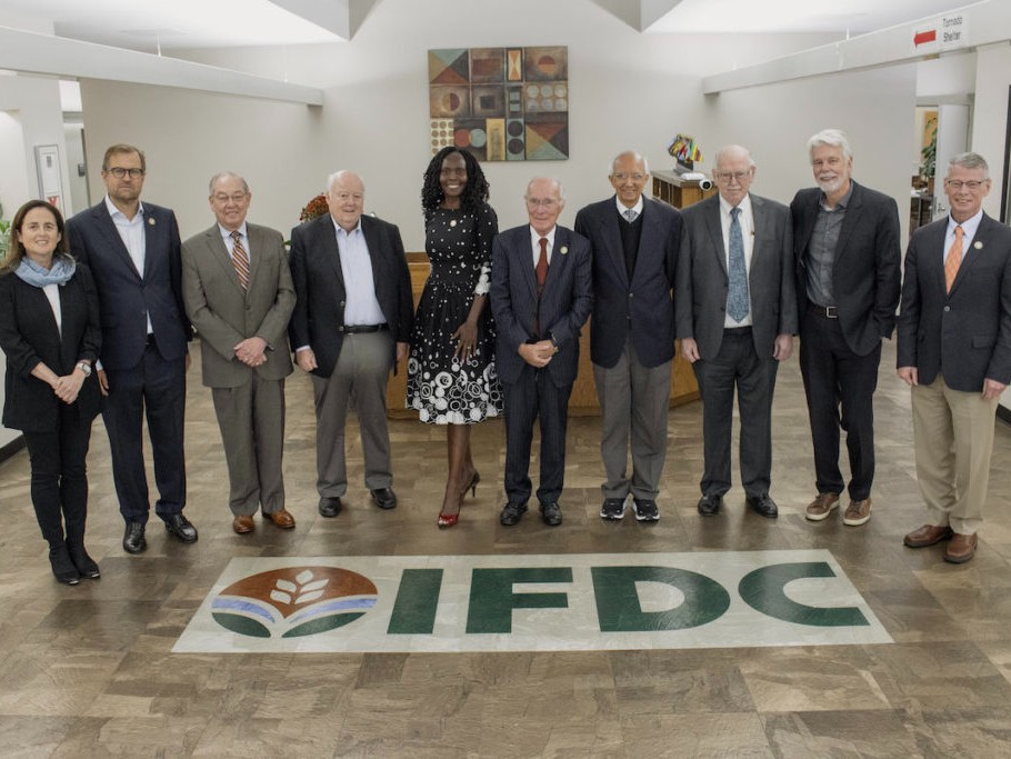 IFDC Board Members at the 2022 Meeting (Left to Right): Alzbeta Klein, Mark Schneiders, Dr. Jimmy Cheek, William “Tip” O’Neill Jr., Josephine Okot, Dr. Rudy Rabbinge, Dr. Rattan Lal, Peter McPherson, Dr. Paul Vlek, and Dr. Thomas G. Coon. Not Present: Douglas Horswill, Esin Mete, and Dr. R.S. Paroda.