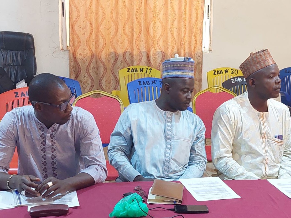 CTER members of the Tillaberi region Gazéré Soumaïla Souleymane (left) and Oumarou Seyni (middle) with CTER member of the Maradi region Tassiou Barmou (right) at the workshop.