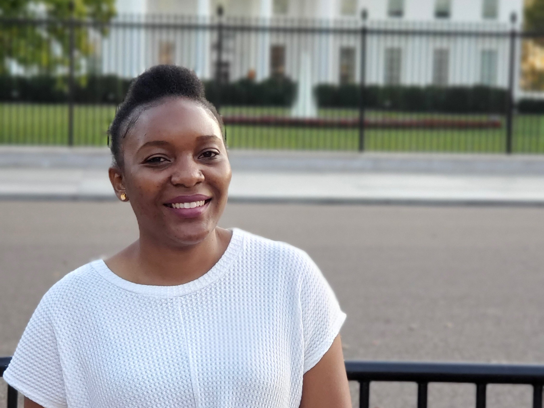 Constance in front of the White House