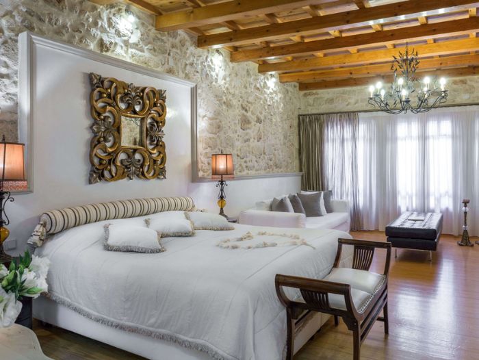 Accomodation